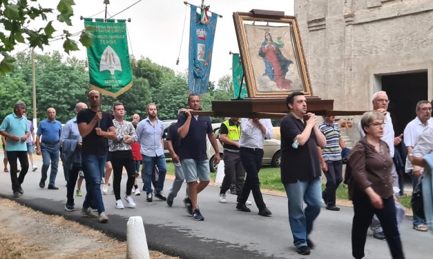 MADONNA DEL BOSCO – Ozegna da 4 secoli in processione per Maria