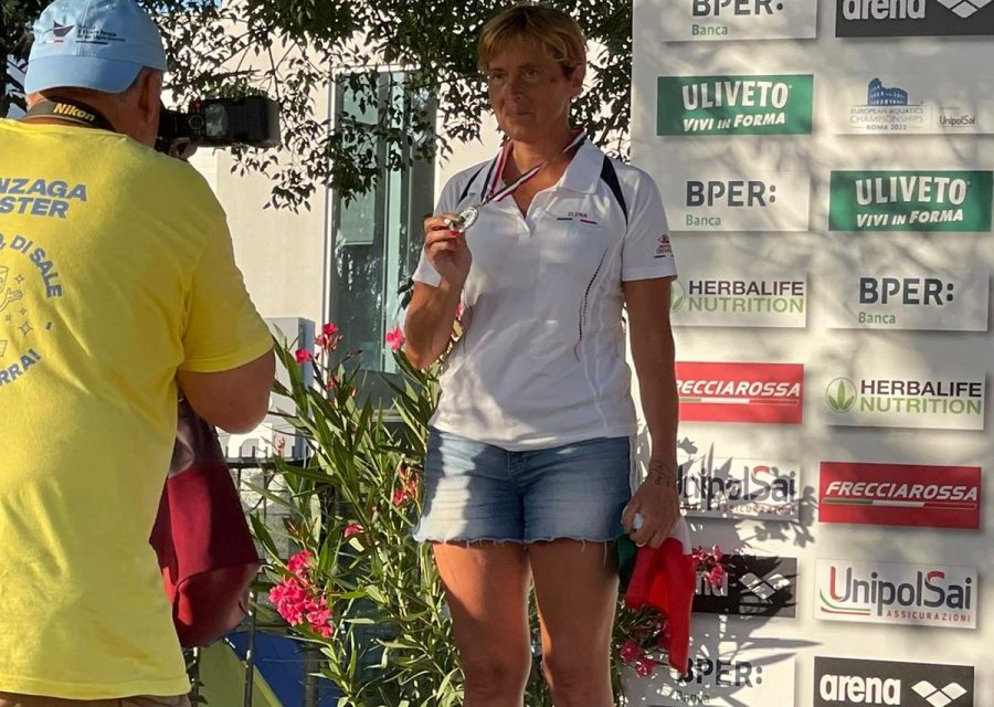 Elena Manzini termina l’Iron Master di nuoto con la medaglia d’argento