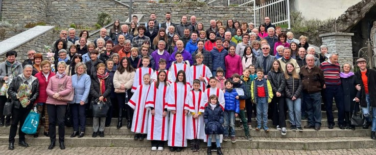 LOCANA – L’abbraccio del paese e della natia Sparone al neo-diacono permanente Elio Blessent