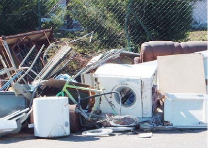 CASTELLAMONTE – Rifiuti abbandonati, scatta il giro di vite