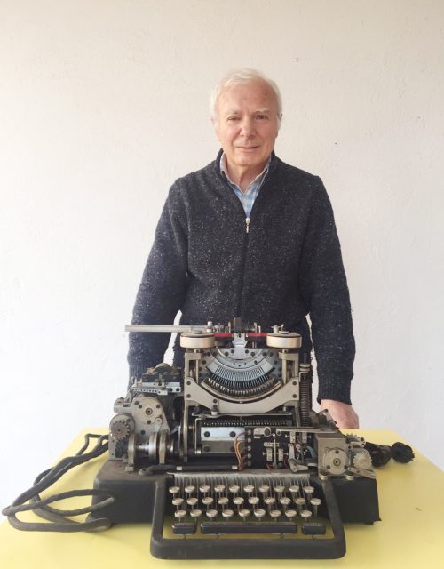 Una rara T1 Olivetti del 1938 donata da Enzo Actis Dana al Laboratorio-Museo Tecnologic@mente di Ivrea