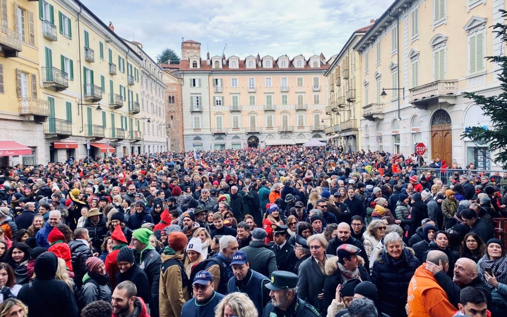 STORICO CARNEVALE IVREA – Resoconto prima giornata