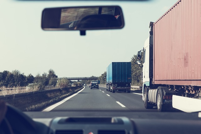 L’autostrada, che bella invenzione (se fosse gratis!) – di Fabrizio Dassano